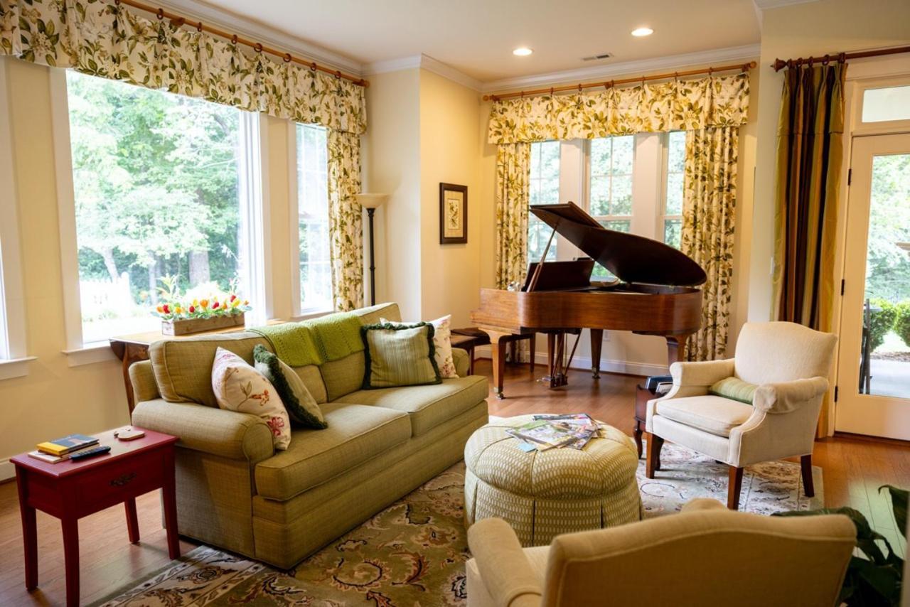 Bed & Breakfast On Tiffany Hill Mills River Εξωτερικό φωτογραφία